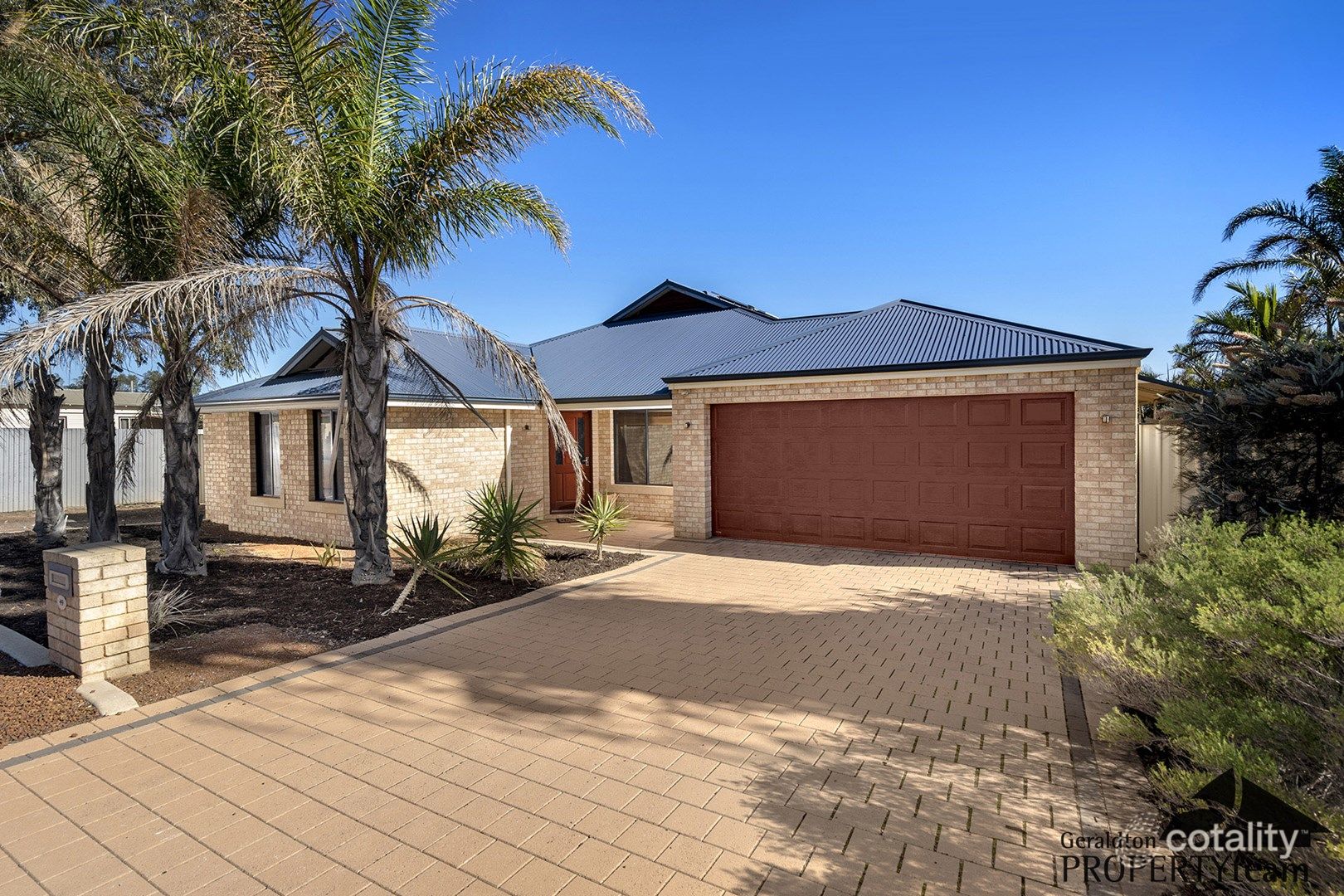 49 Hall Rd, Waggrakine, WA 6530