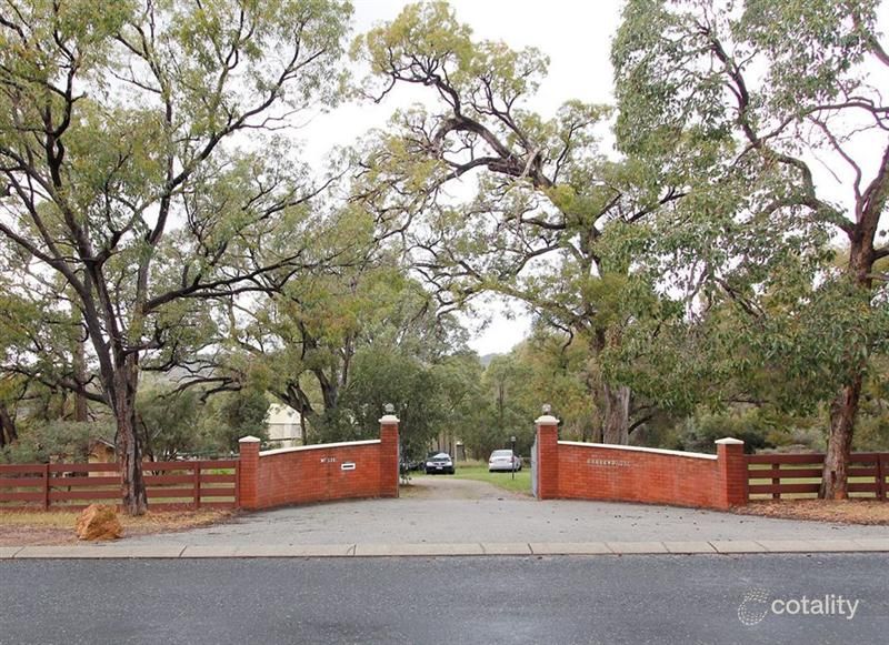 130 Watsonia Rd, Gooseberry Hill, WA 6076