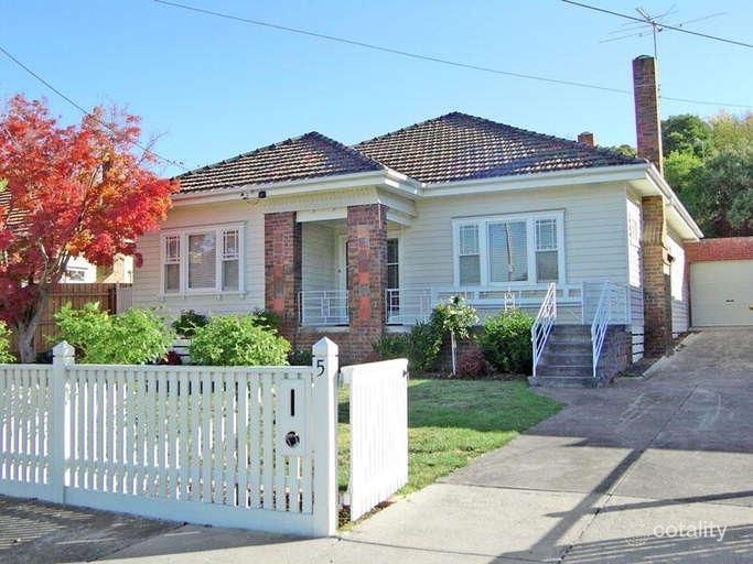 5 Corona St, Ivanhoe, VIC 3079