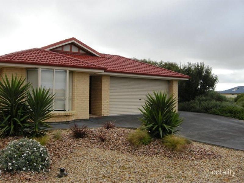 80 Wentworth Pde, Hindmarsh Island, SA 5214