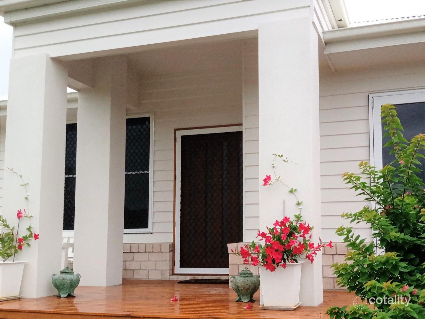 27 River Oak Cres, Scotts Head, NSW 2447