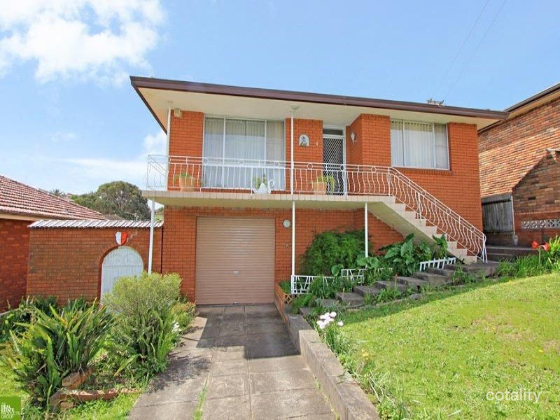 4 Gilgandra St, Lake Heights, NSW 2502