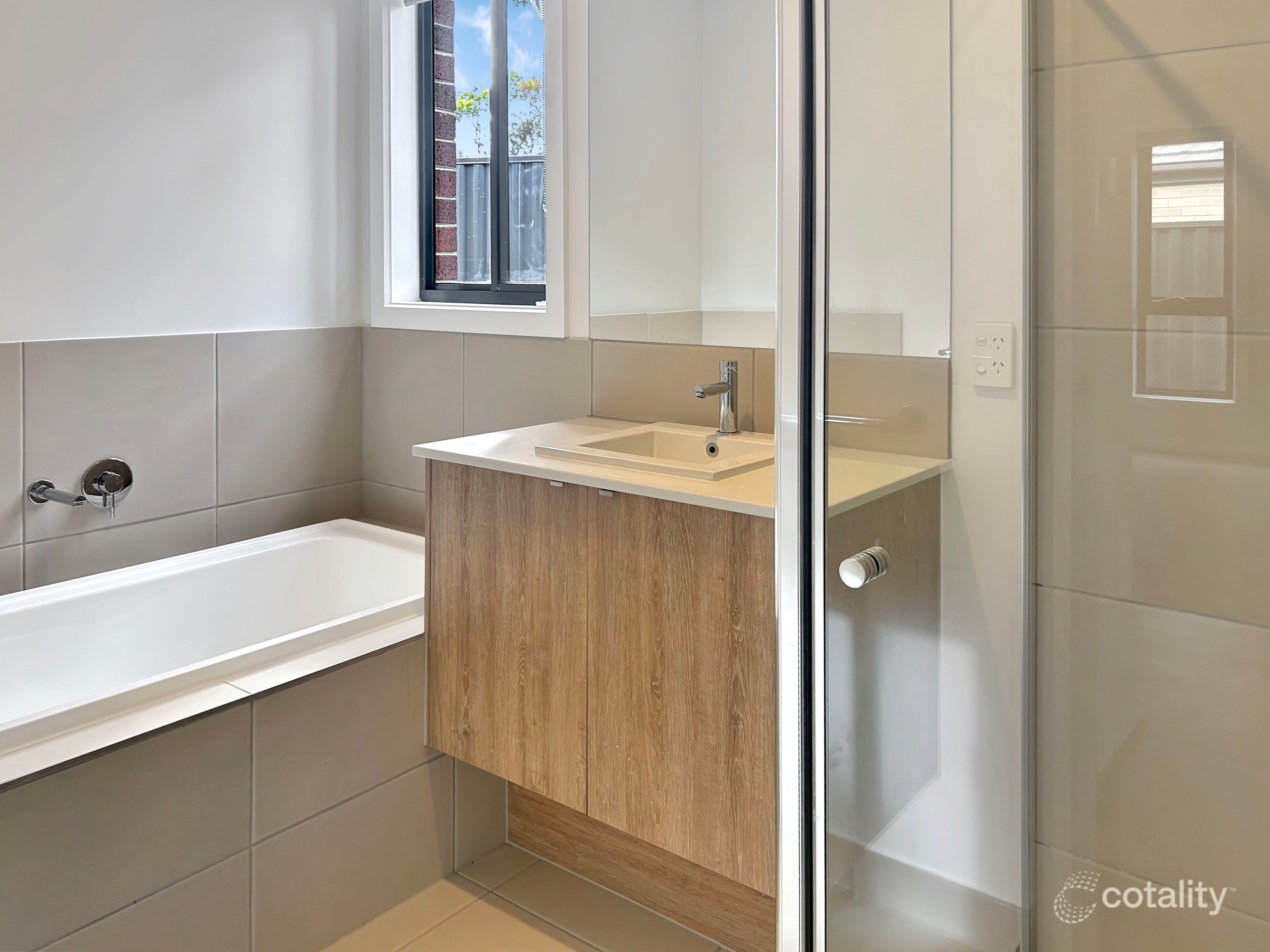 17 Prizzle Rd, Pakenham, VIC 3810