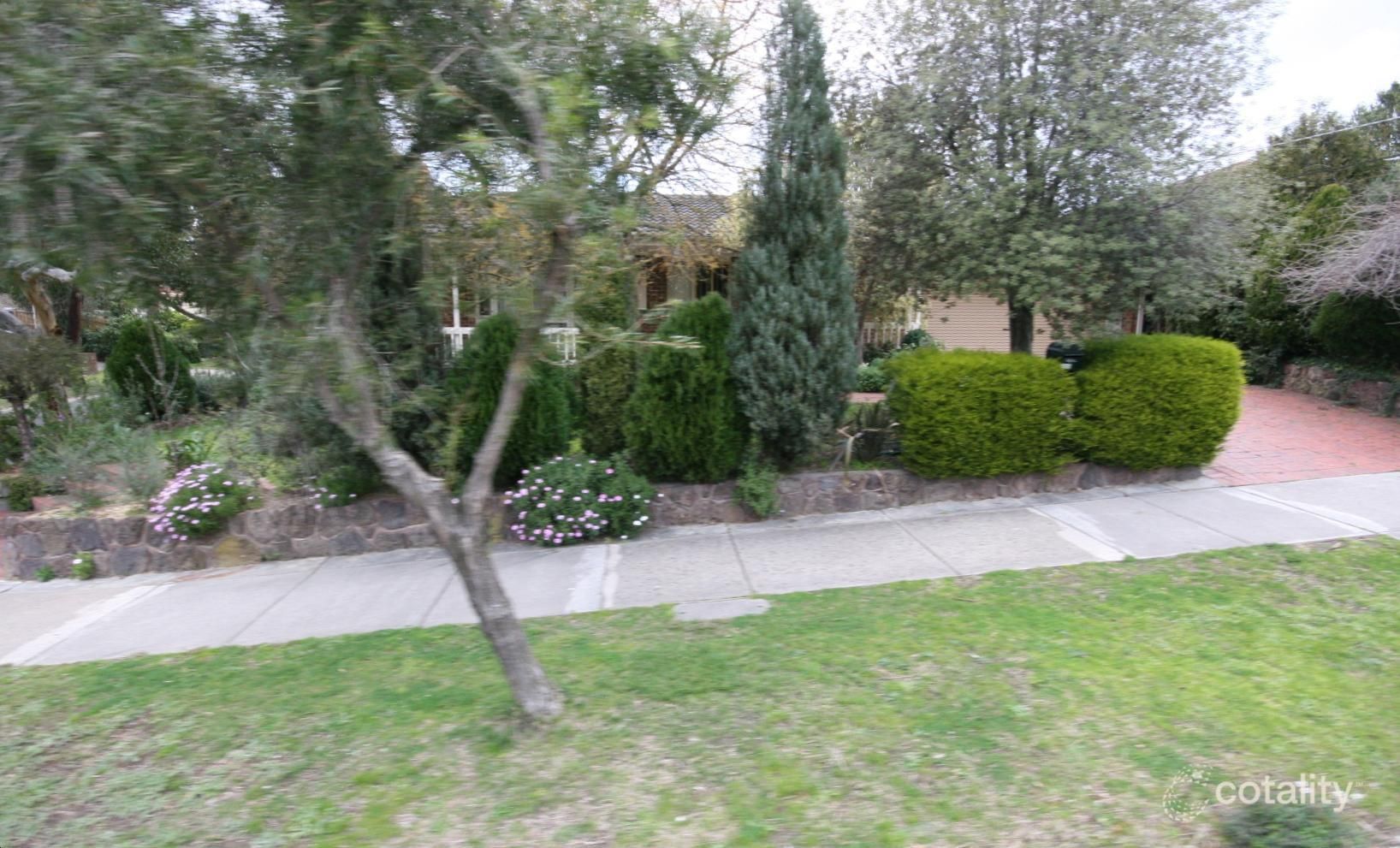12 Croydon Hills Dr, Croydon Hills, VIC 3136