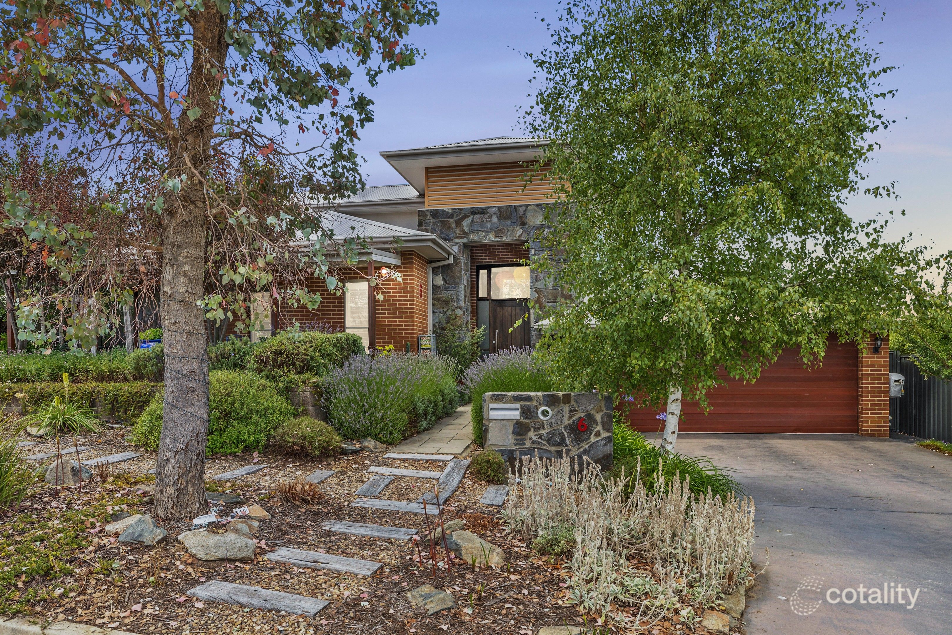 6 Mcgowan Cres, Googong, NSW 2620