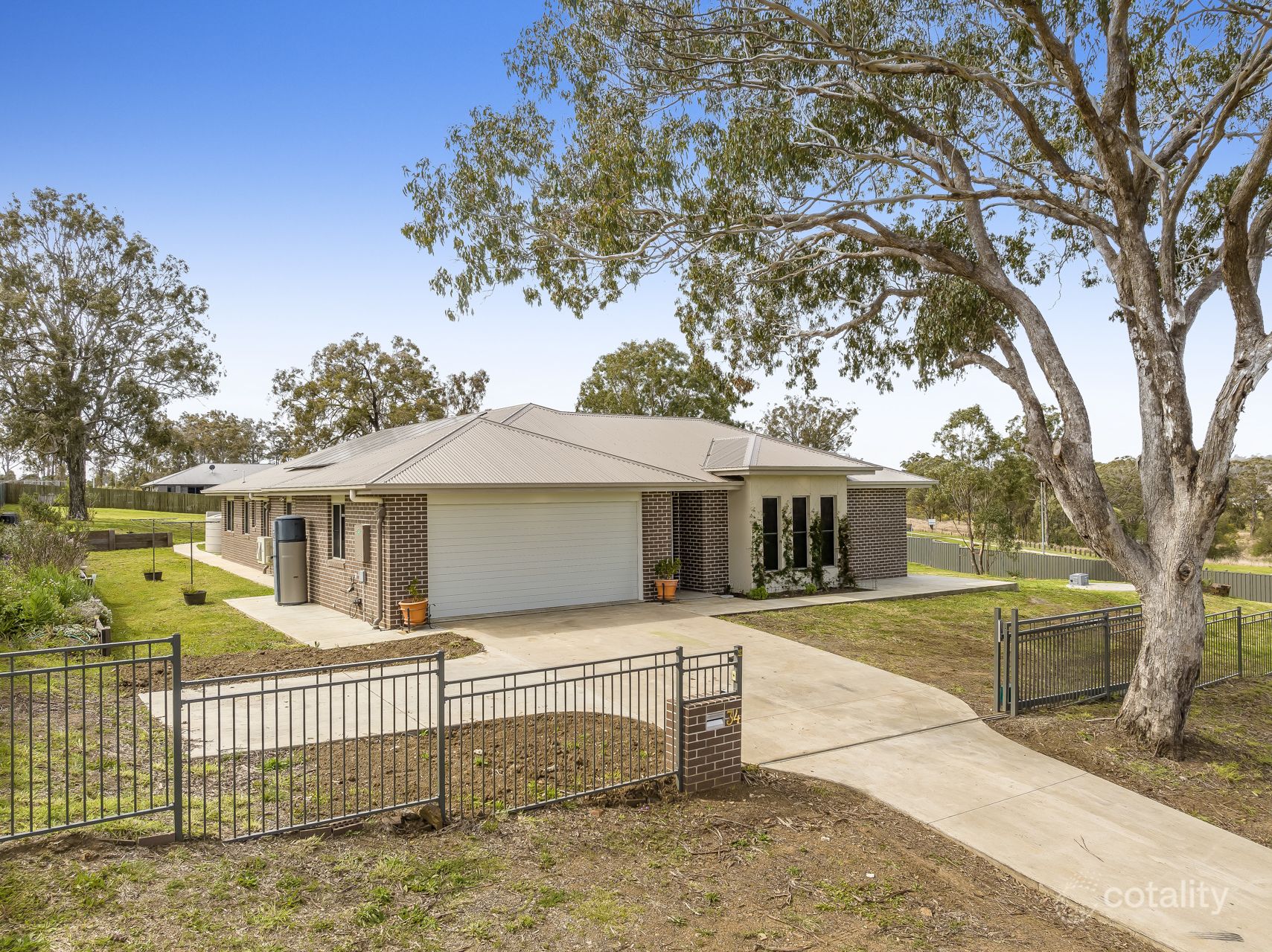 34 Peters Rd, Meringandan West, QLD 4352