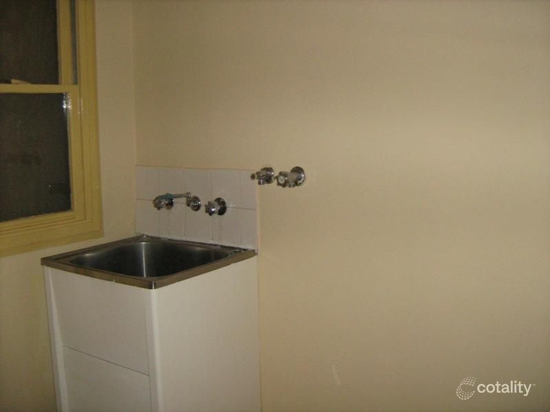 31 Sue Cres, West Tamworth, NSW 2340