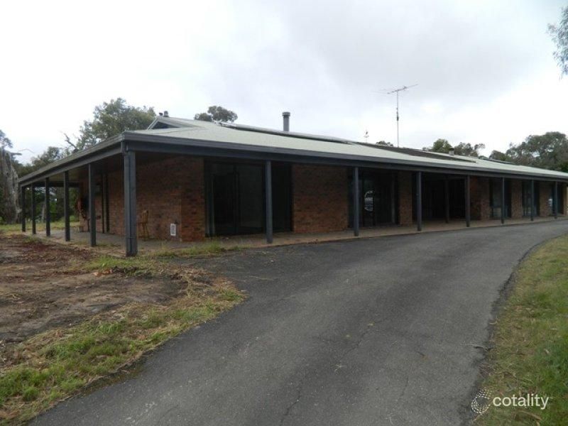 85 Langley Rd, Cranbourne South, VIC 3977