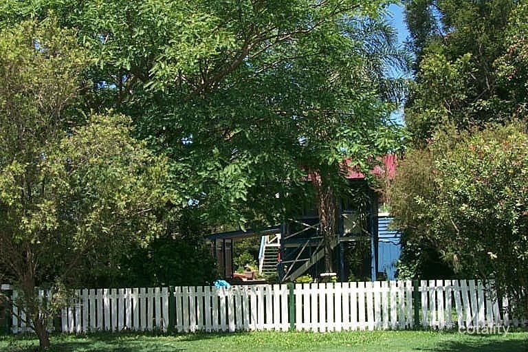 32 Henderson Rd, Deagon, QLD 4017