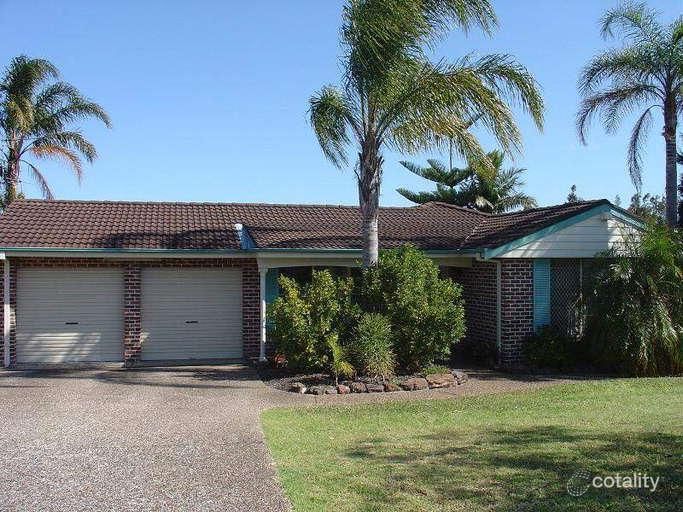 7 Bampton Cl, Lakelands, NSW 2282