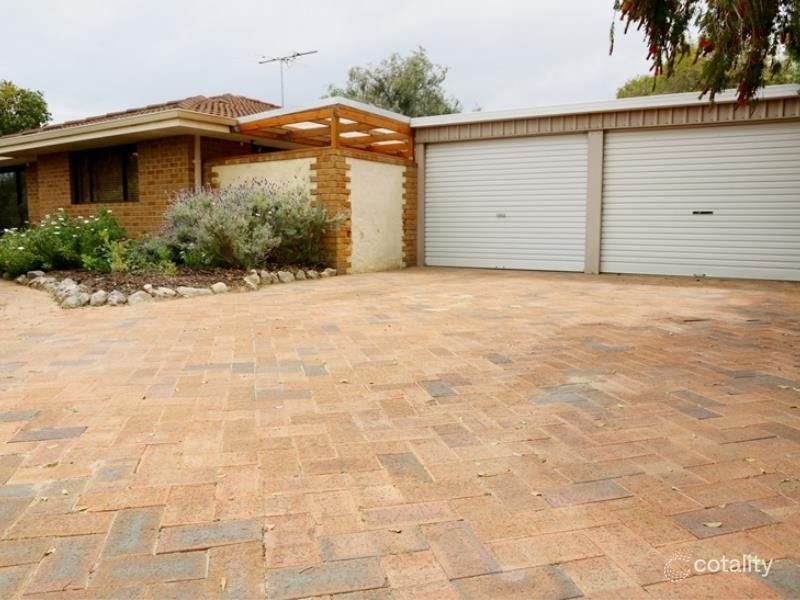 16 St Clair St, Yanchep, WA 6035