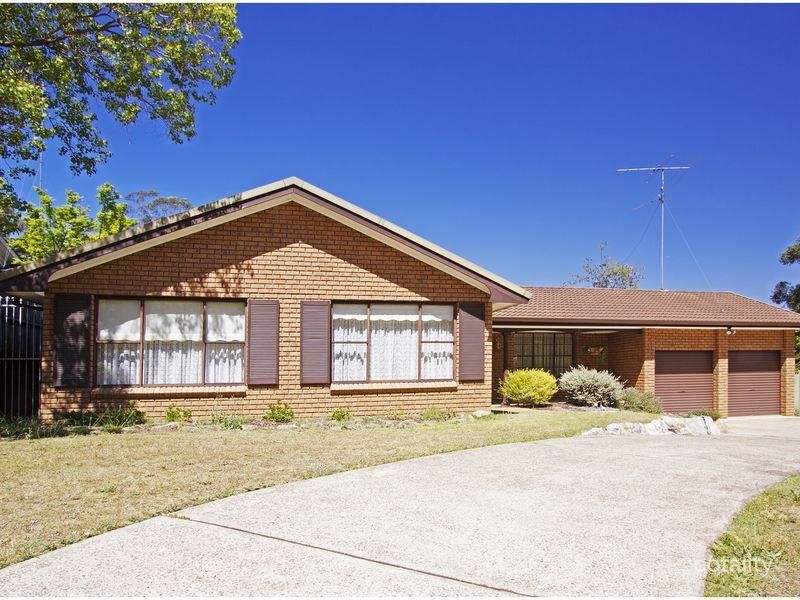 3 Clegg Pl, Glenhaven, NSW 2156