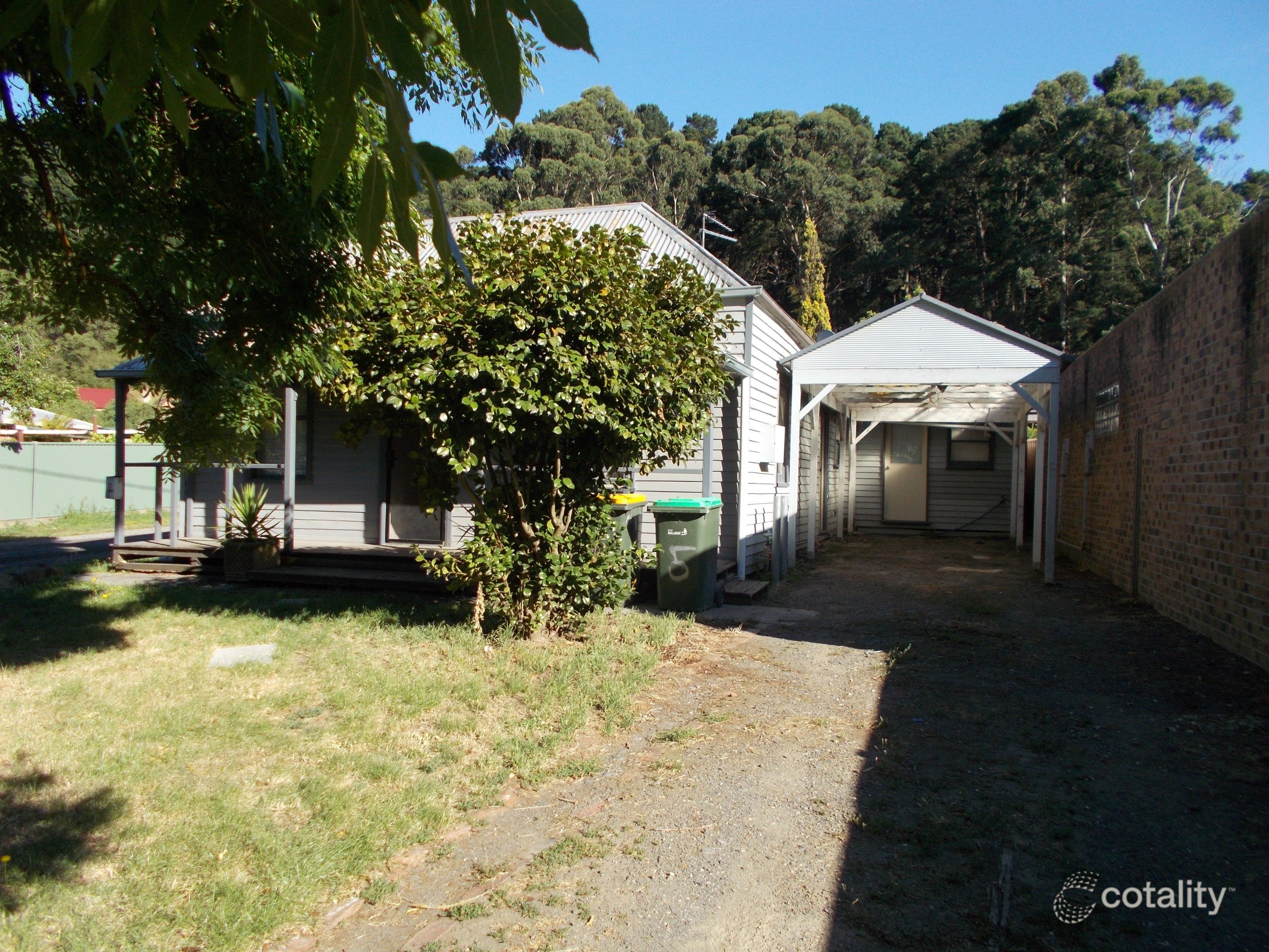 5 Esmond St, Black Hill, VIC 3350