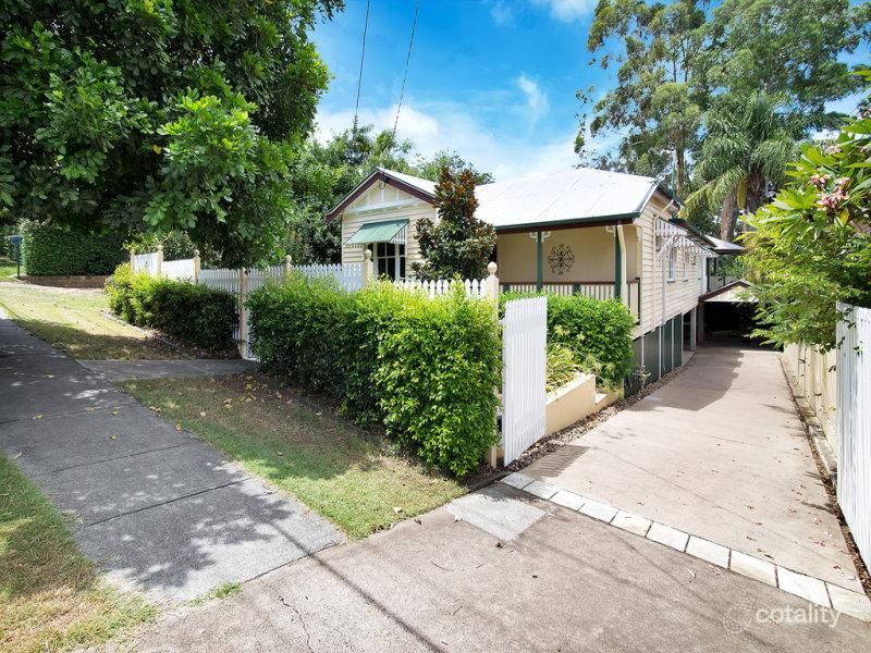 10 Waghorn St, Woodend, QLD 4305
