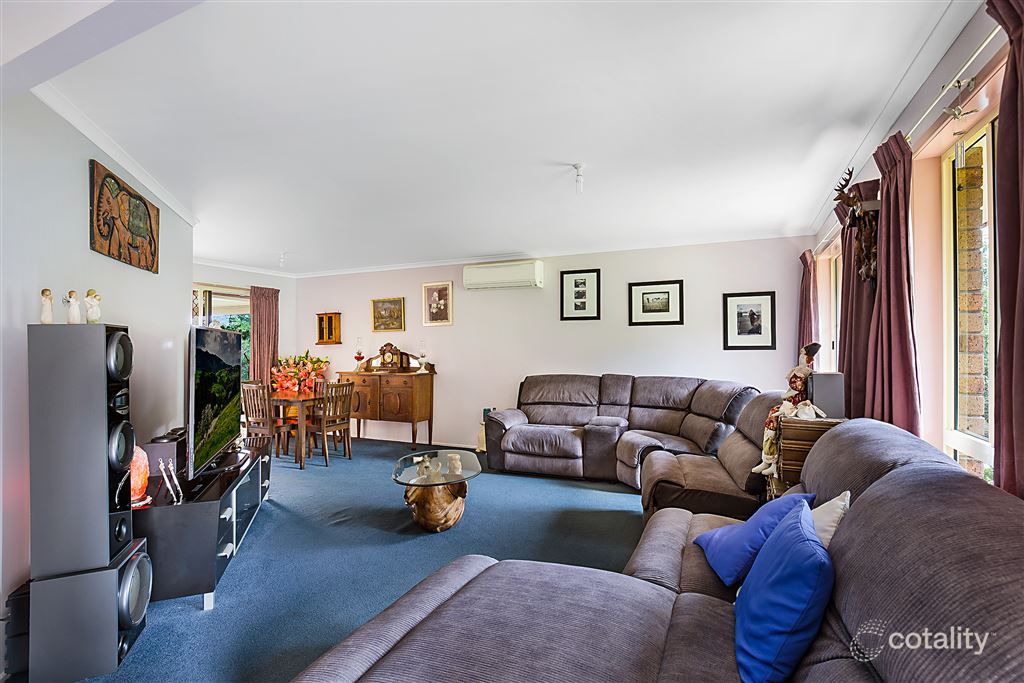 10 Lucy St, Cambooya, QLD 4358