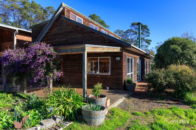 10 Vineyard Dr, Tea Tree, TAS 7017