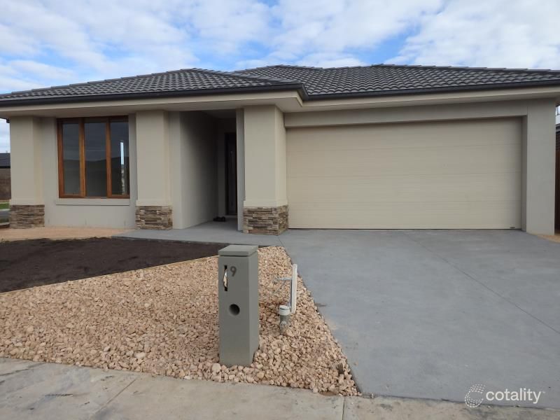 9 Koslow St, Armstrong Creek, VIC 3217