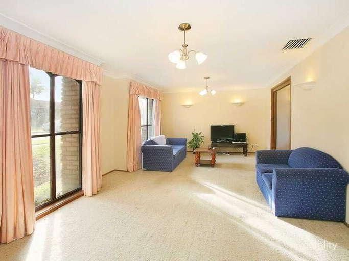 8 Kawana Pl, Bangor, NSW 2234