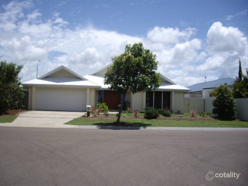 9 Sardinia, Parrearra, QLD 4575