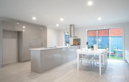 2/2 Dilkera Ave, Valentine, NSW 2280