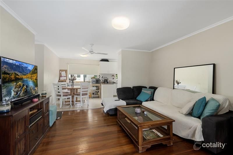 2 Cypress Tce, Palm Beach, QLD 4221