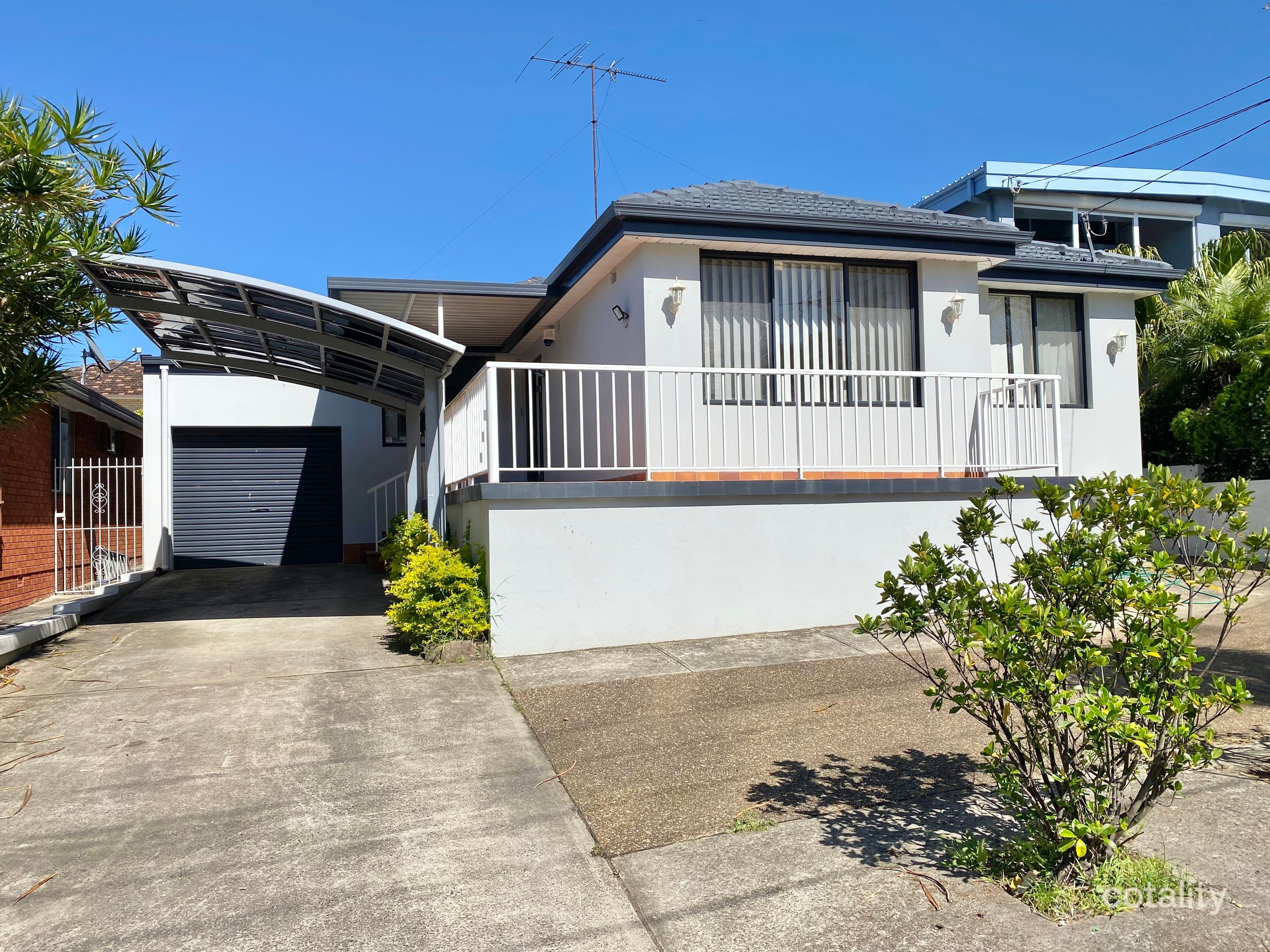 8 Firmstone Gdns, Arncliffe, NSW 2205