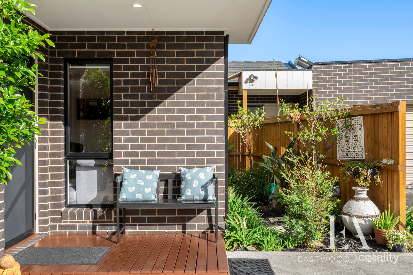 2/12 Cheltenham Rd, Newcomb, VIC 3219