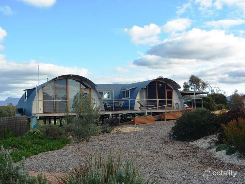 27 Alexander Rd, Bellellen, VIC 3381