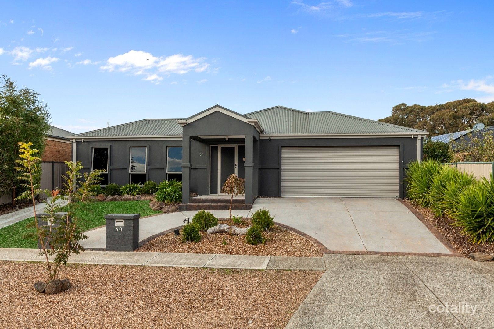 50 Donaldson Dr, Broadford, VIC 3658
