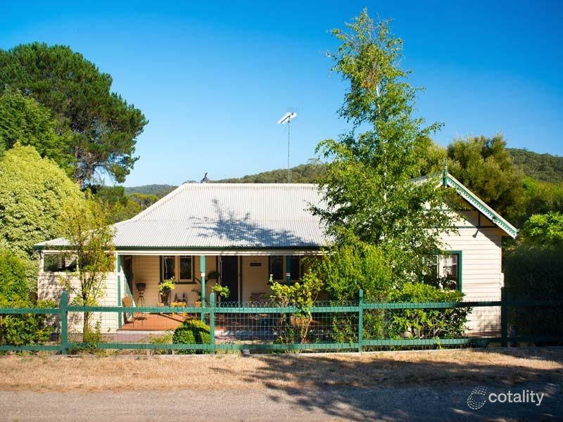 11 Martin St, Blackwood, VIC 3458