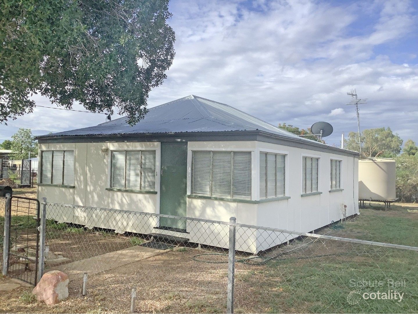 34 Plover St, Longreach, QLD 4730