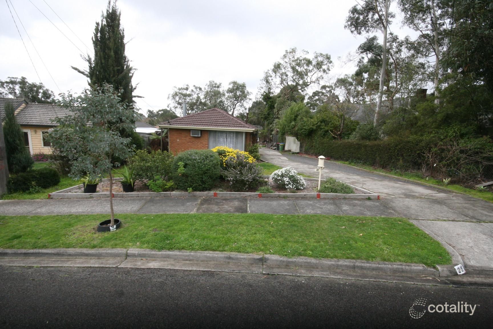 25 Doysal Ave, Ferntree Gully, VIC 3156