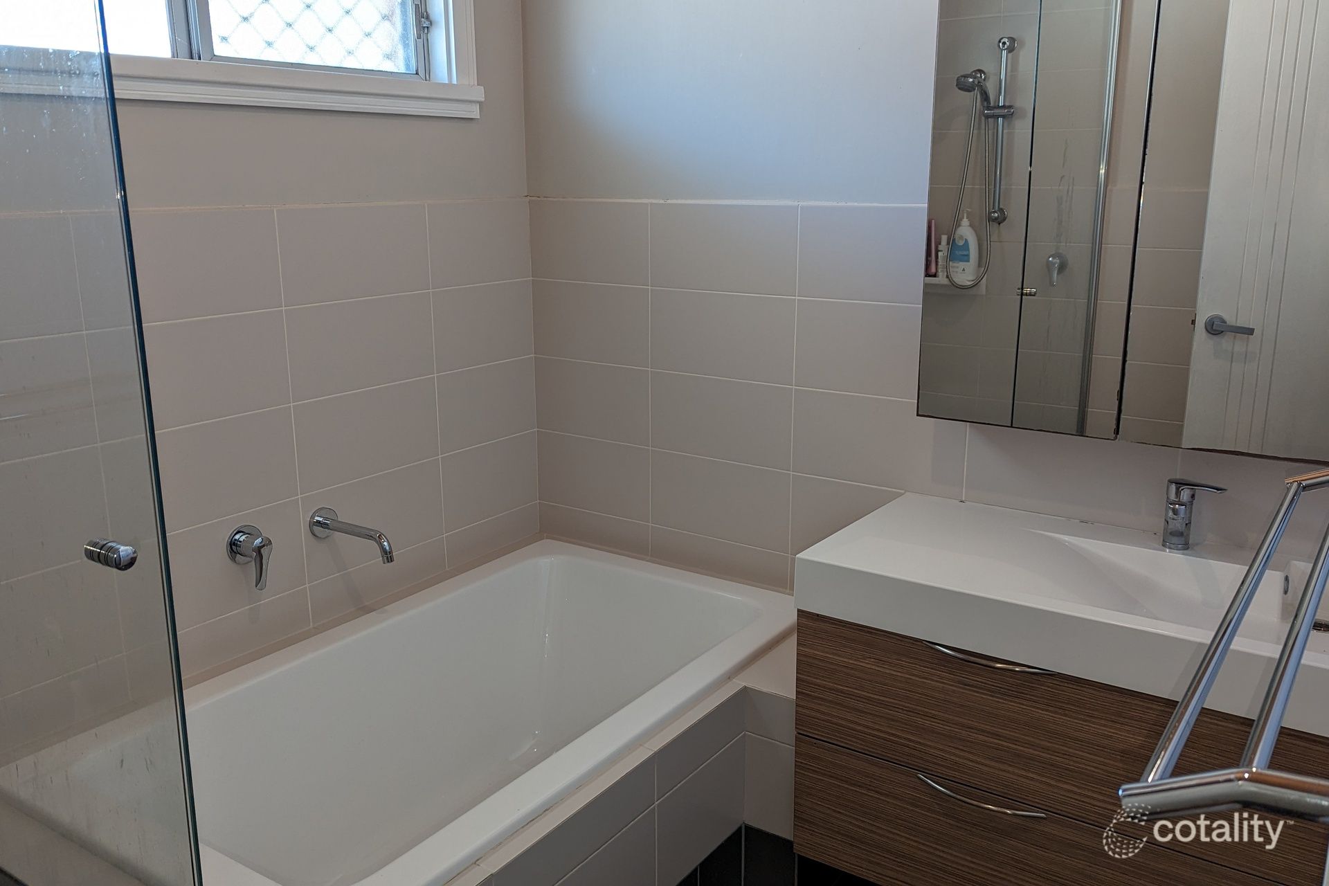 245 Ocean Dr, Withers, WA 6230