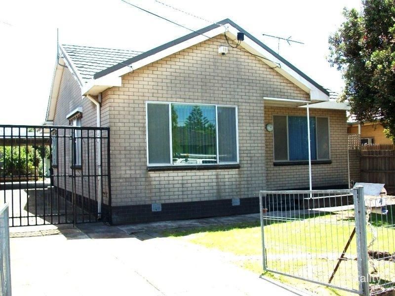 4 Lorenz St, Sunshine, VIC 3020