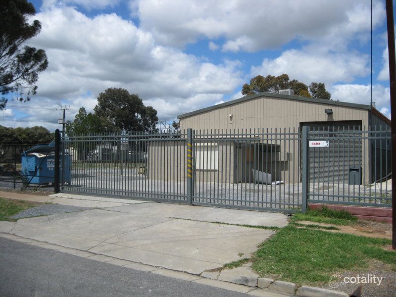 16 Bradpole Rd, Edinburgh North, SA 5113