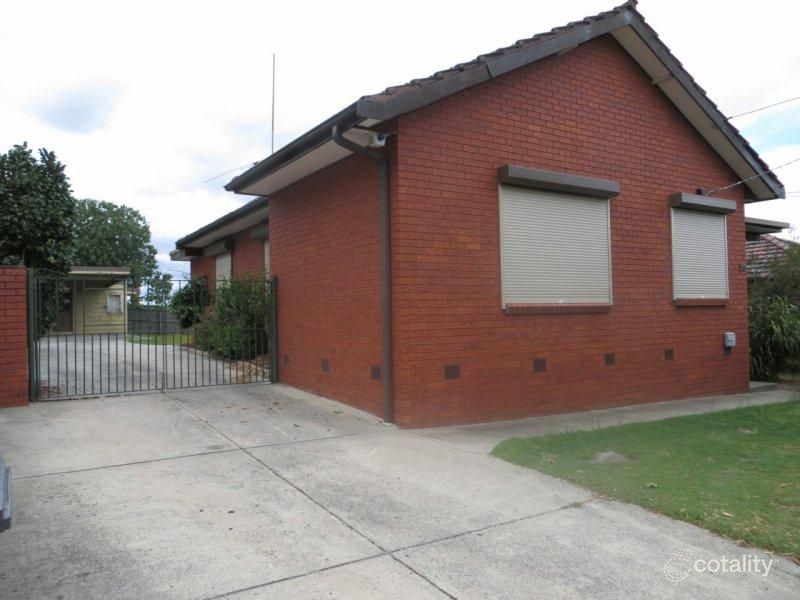 561 Warrigal Rd, Ashwood, VIC 3147