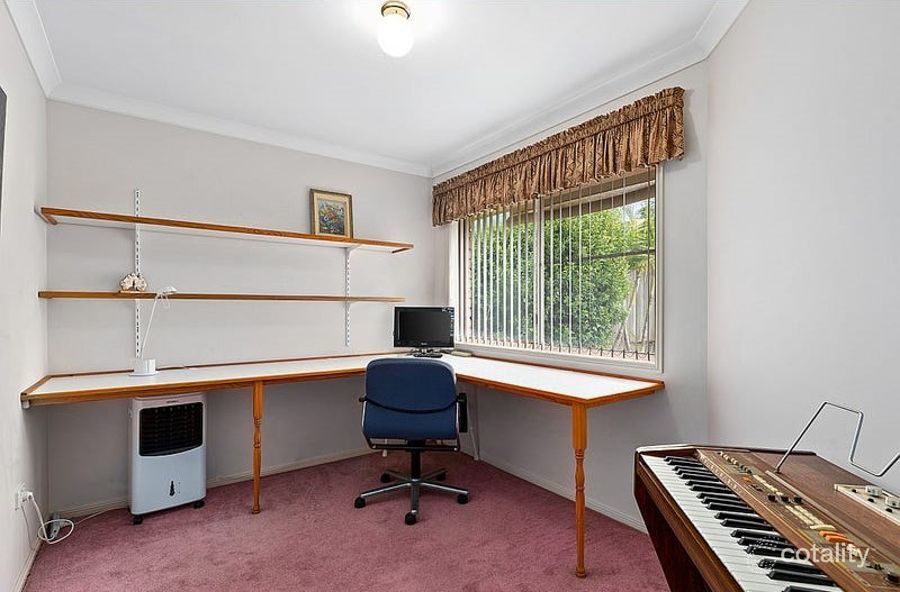 5 Edwin Ct, Centenary Heights, QLD 4350