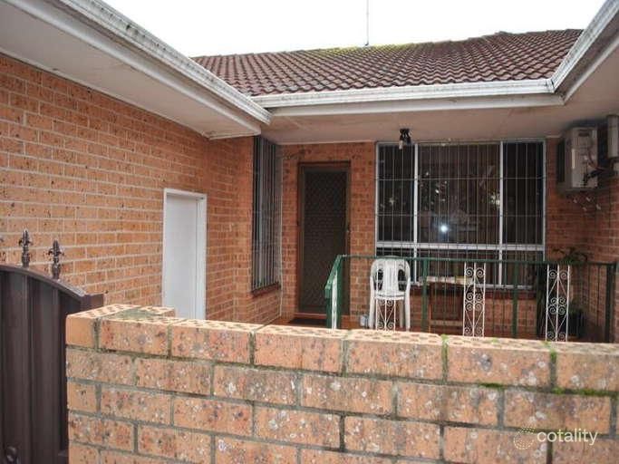 4/120 Rookwood Rd, Yagoona, NSW 2199