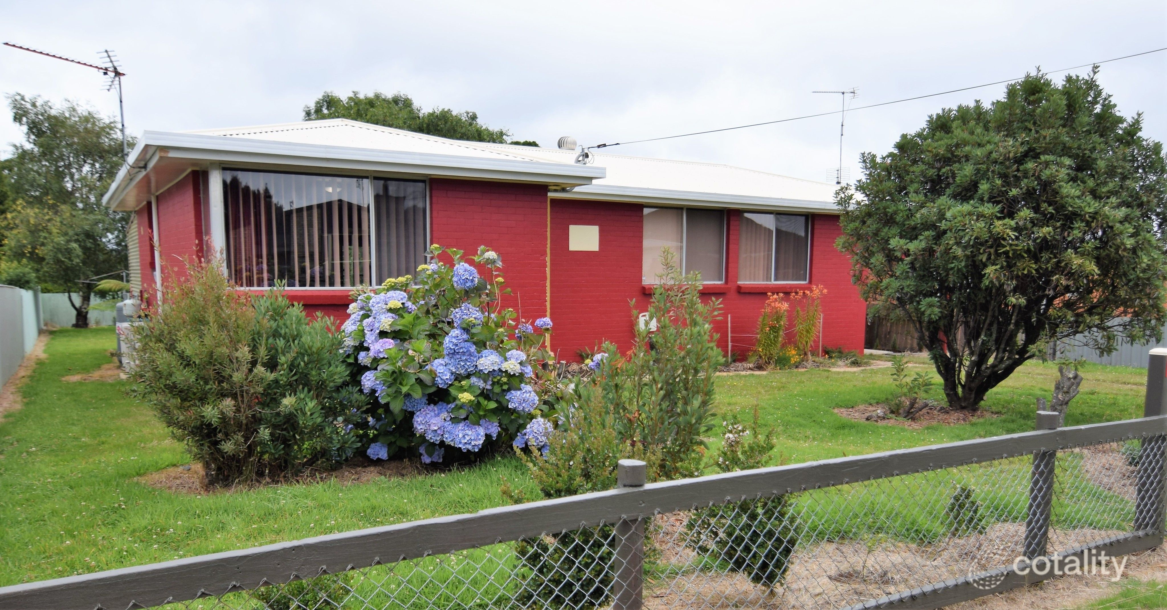 12 Little Quiggin St, Waratah, TAS 7321