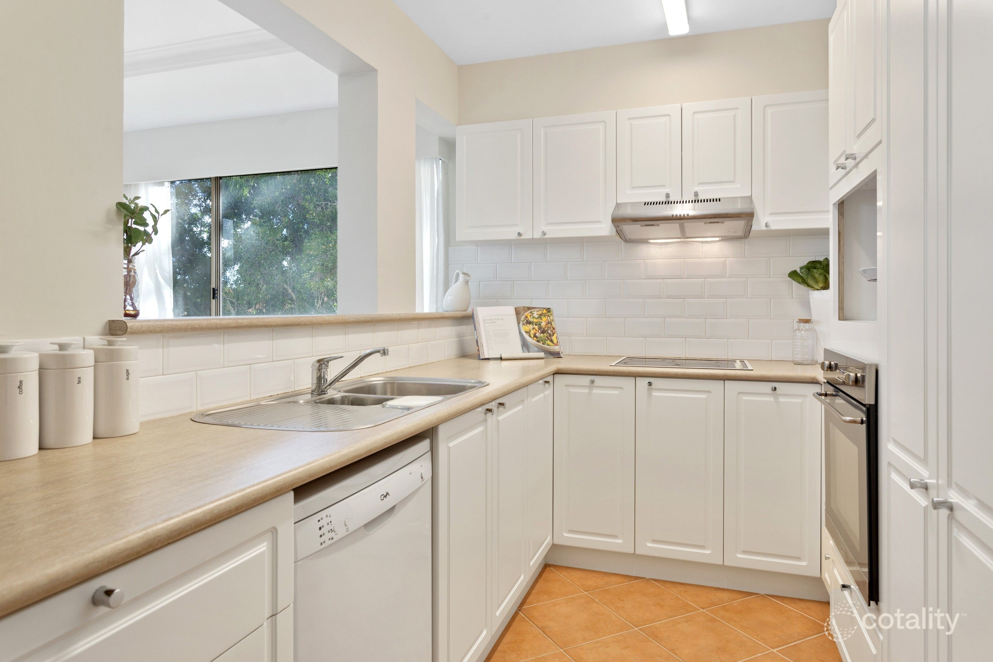 2c/25 Victoria Ave, Claremont, WA 6010