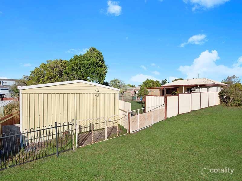 137 Landsborough Pde, Golden Beach, QLD 4551