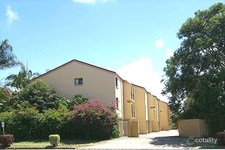 4/111 Markeri St, Mermaid Waters, QLD 4218