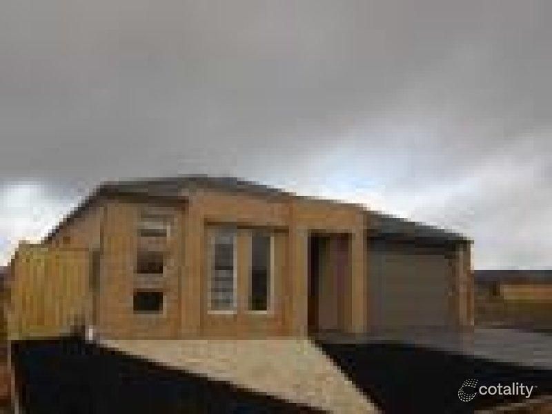 5 Nantha Way, Brookfield, VIC 3338