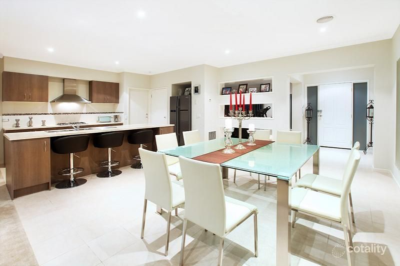 24 Earlston Pl, Craigieburn, VIC 3064