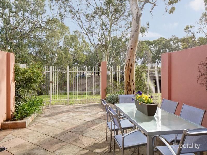 15 Glenbrook Cl, Marden, SA 5070