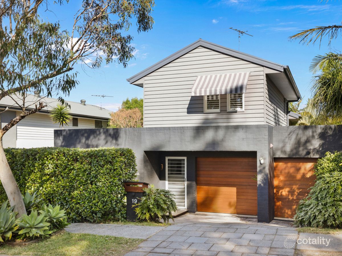 19 Orchard St, Warriewood, NSW 2102