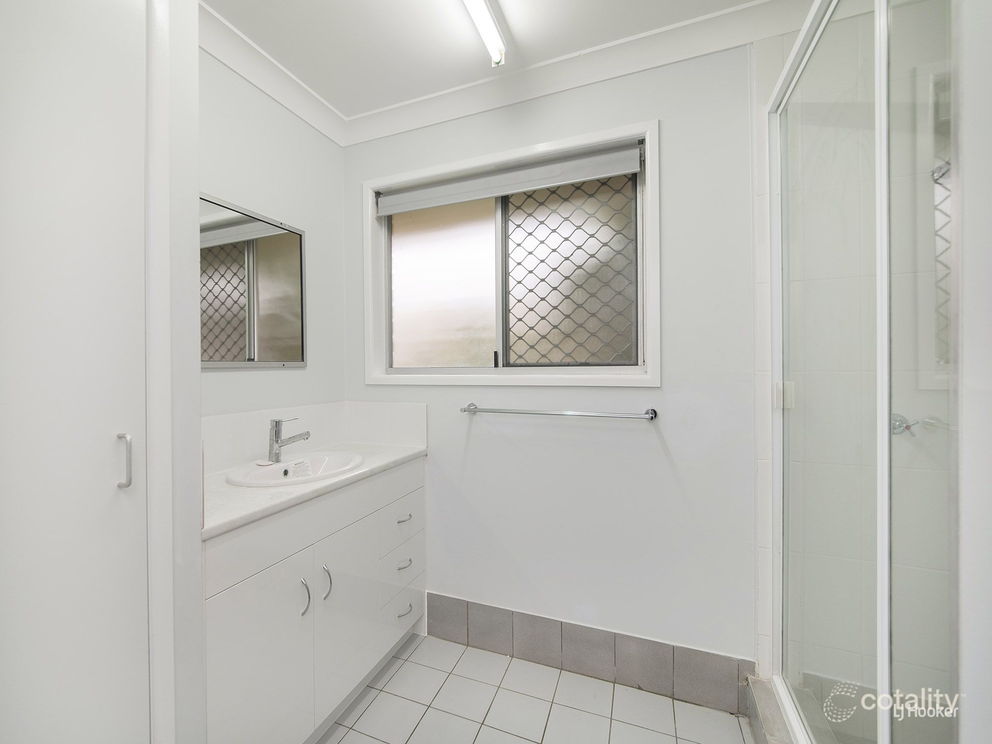 1/1 Wafer Ct, Norman Gardens, QLD 4701