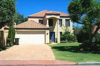 16a Bricknell Rd, Attadale, WA 6156