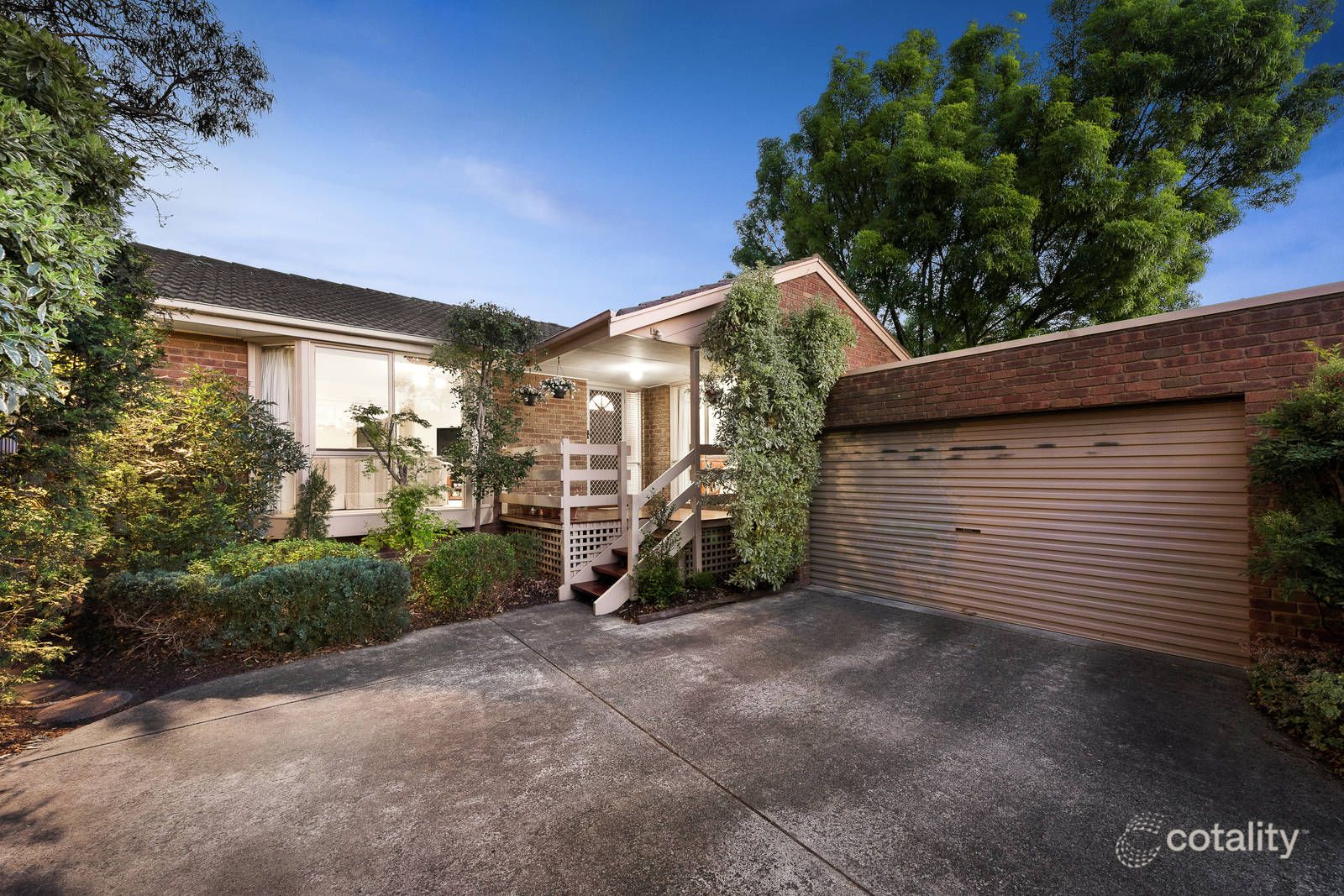 2/21 Branksome Gr, Blackburn South, VIC 3130