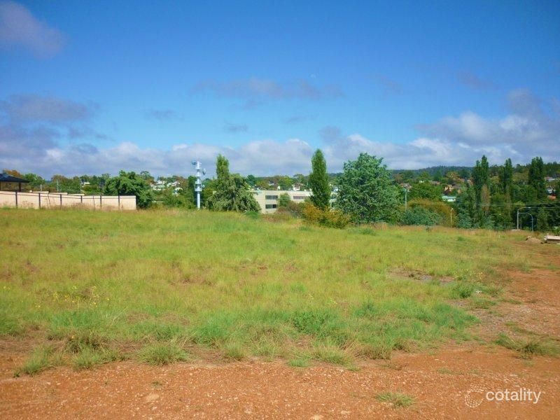 9 East Camp Dr, Cooma, NSW 2630